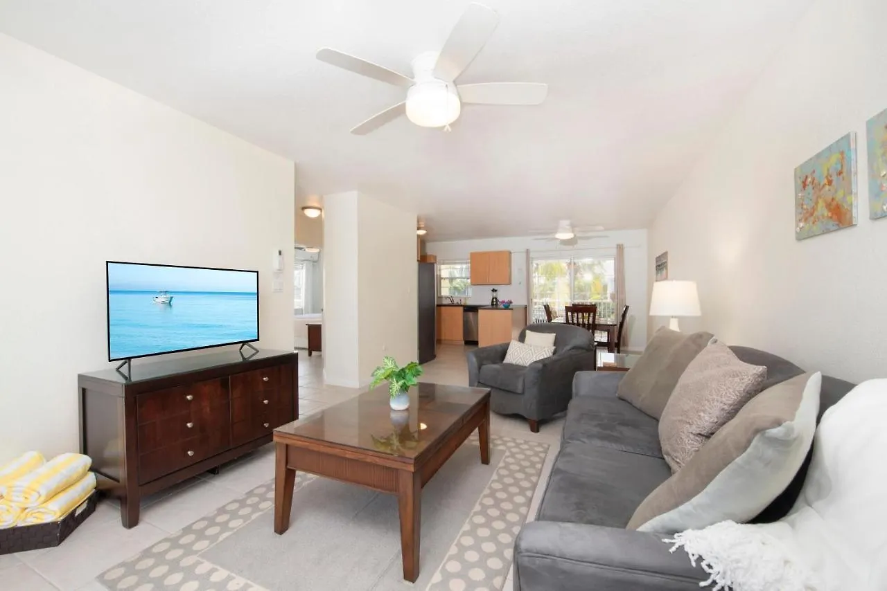 Feriehus Snug Harbour View Condo #7 George Town Cayman-øerne